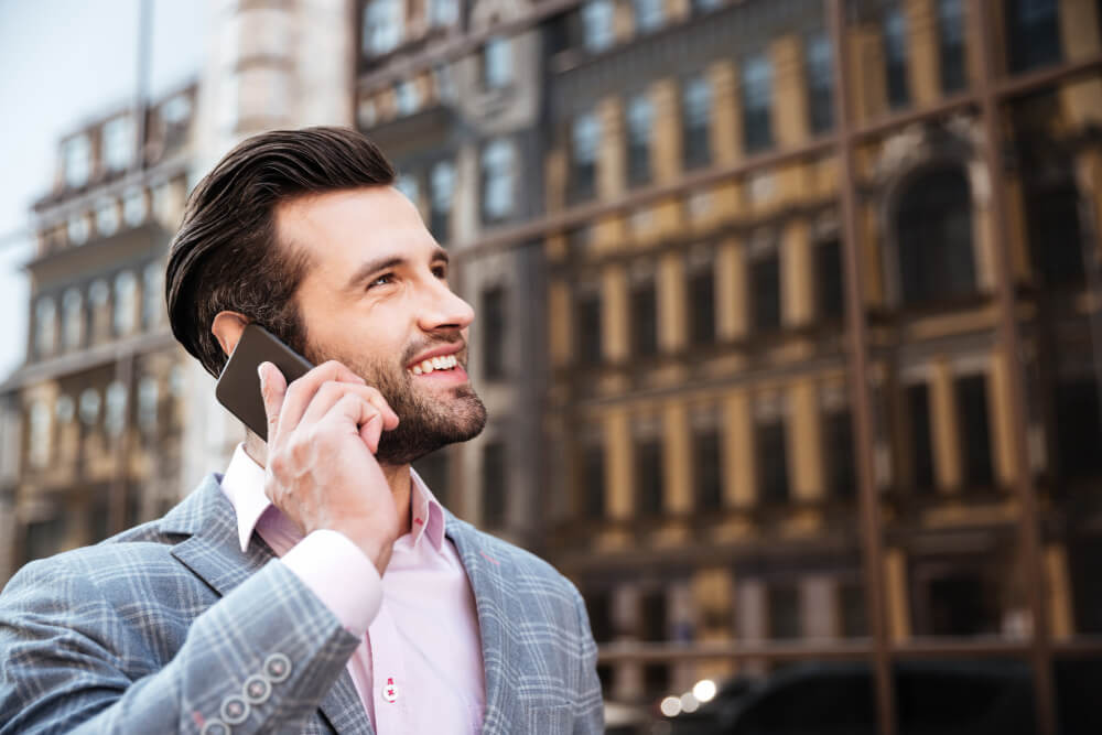 Rüyada Cep Telefonu ile Konuşmak