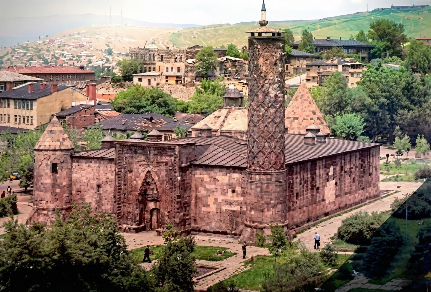 Rüyada Yakutiye Medresesi'ni Görmek